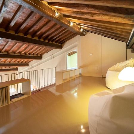 Appartement Casa Della Luce Luxury à Lucques Extérieur photo