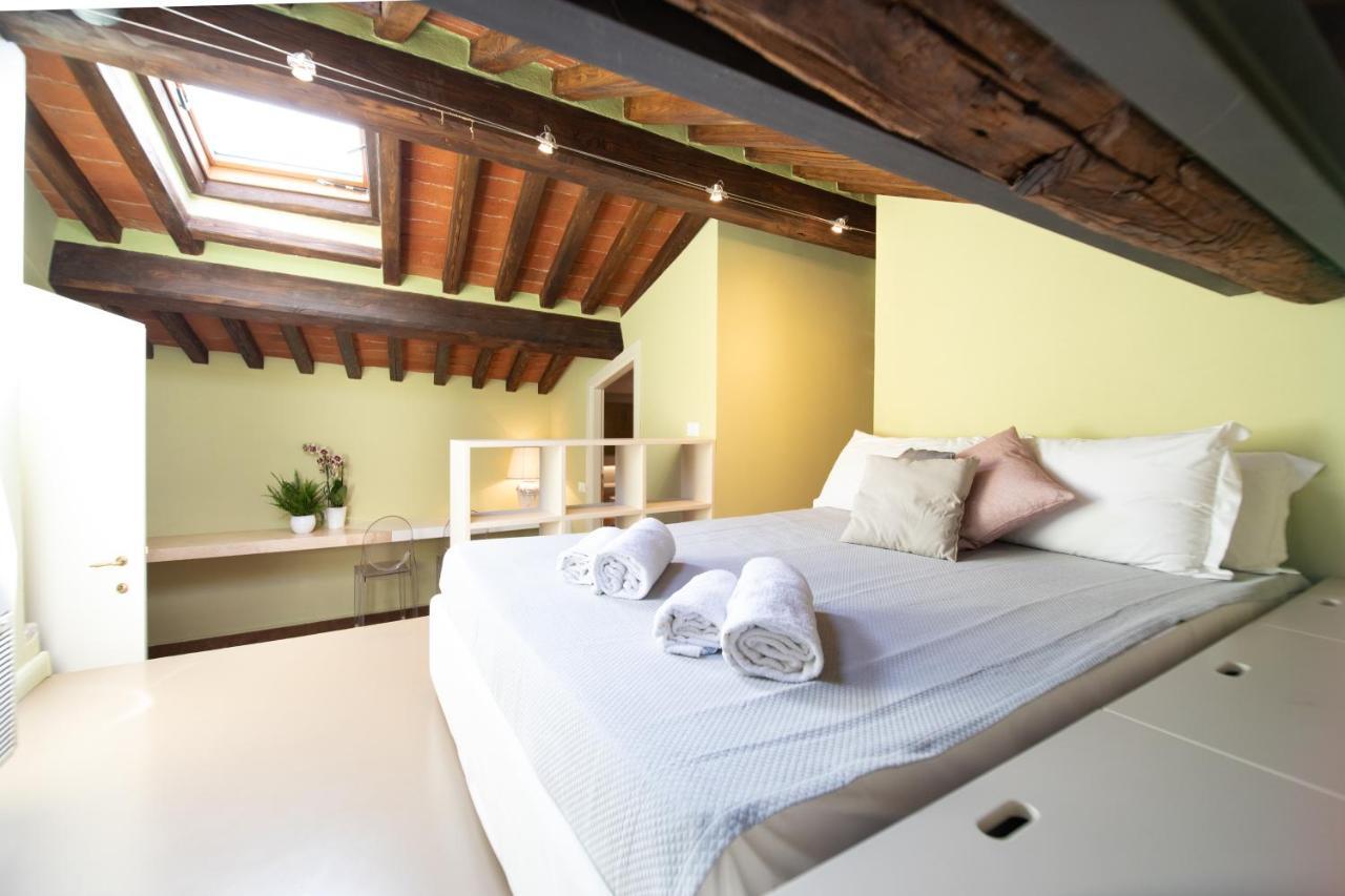 Appartement Casa Della Luce Luxury à Lucques Extérieur photo