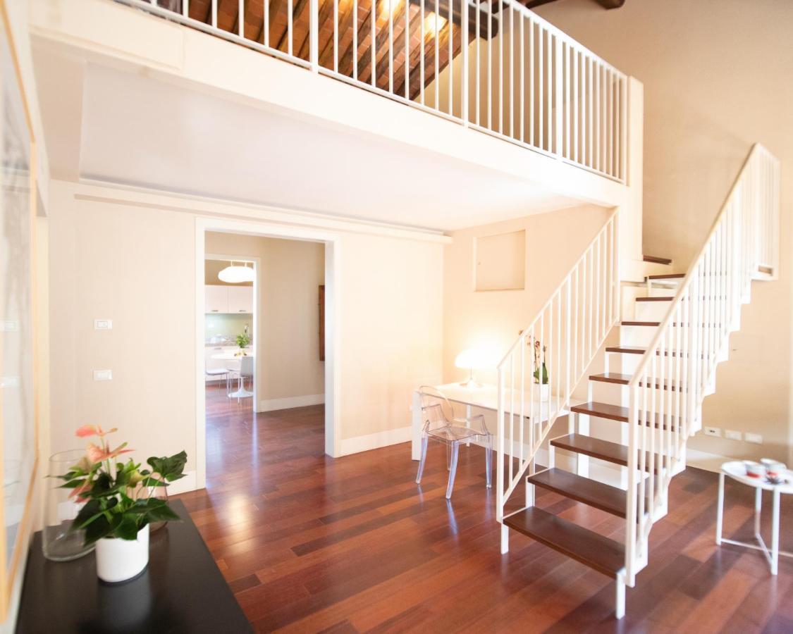 Appartement Casa Della Luce Luxury à Lucques Extérieur photo
