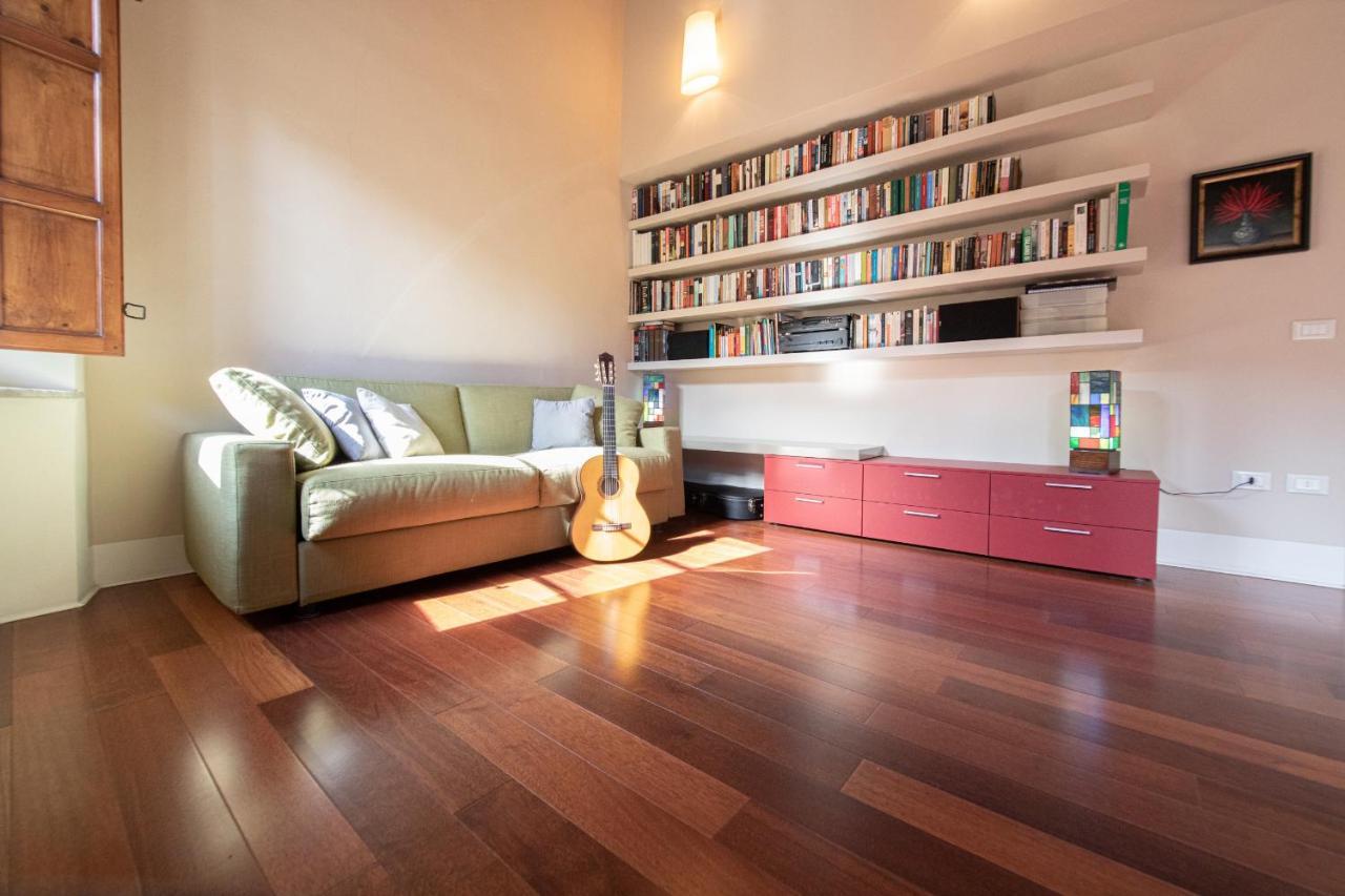 Appartement Casa Della Luce Luxury à Lucques Extérieur photo