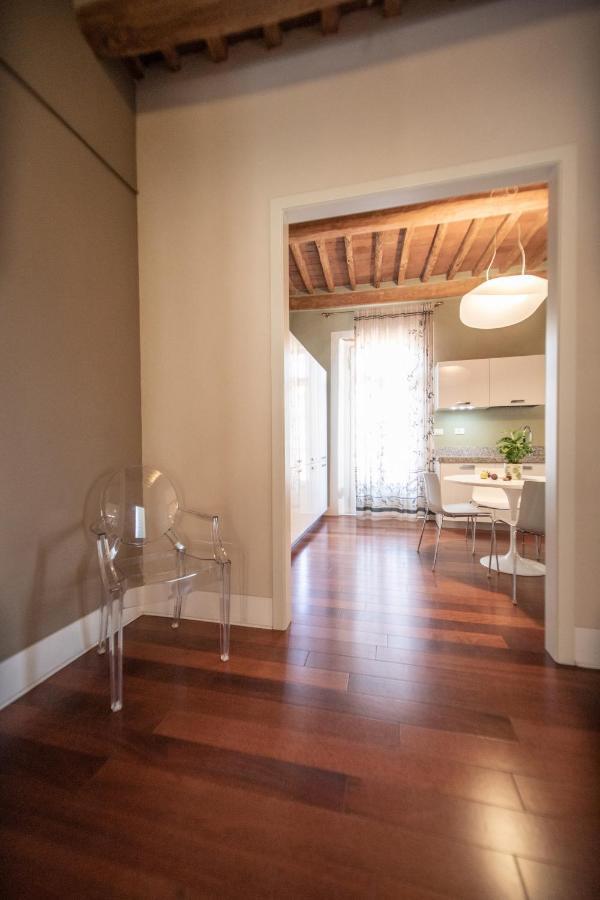 Appartement Casa Della Luce Luxury à Lucques Extérieur photo